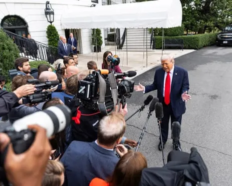 Trump's Response to Judicial Decision on Tariffs Called Bonkers – Even by His Metrics
